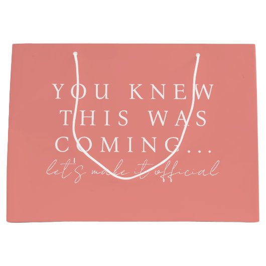 Coral Pink Will You Be My Bridesmaid Proposal Große Geschenktüte (Vorderseite)