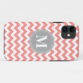 Coral Pink Zickzack Muster Grau Monogramm Case-Mate iPhone Hülle (Rückseite (Horizontal))