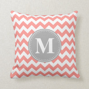 Coral Pink Zickzack Zigzag Grau Monogram Kissen
