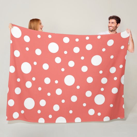 Coral Polka Dot Fleecedecke (Beispiel)