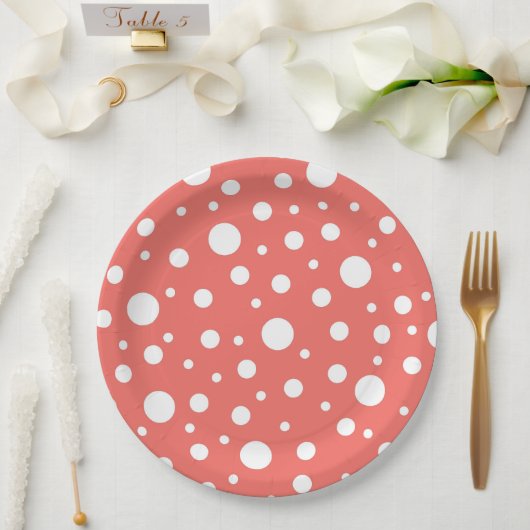 Coral Polka Dot Pappteller (Hochzeit)