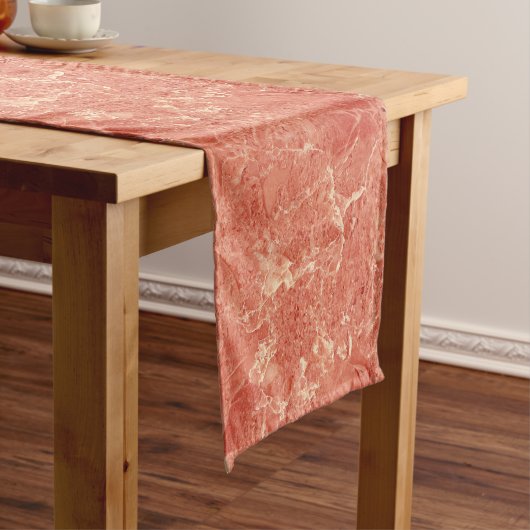 Coral Red Marble Texture Kurzer Tischläufer (Beispiel)