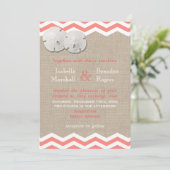 Coral Sand Dollar & Zickzack Hochzeitseinladung Einladung (Stehend Vorderseite)