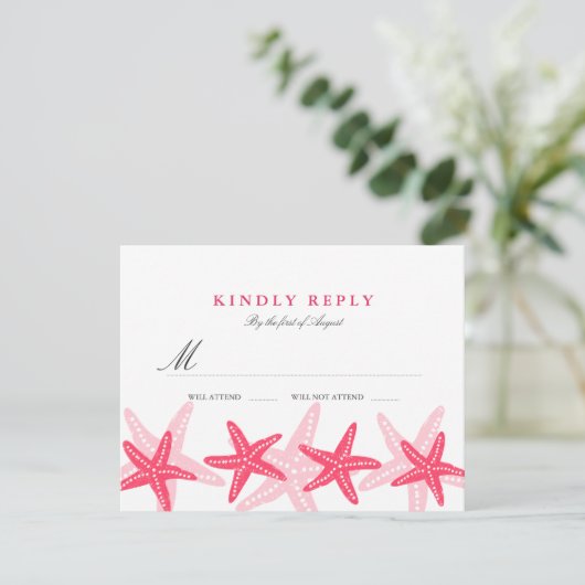 Coral Starfish Beach Wedding UAWG RSVP Karte (Stehend Vorderseite)
