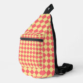 Coral Yellow Schachbrett Diamond Pattern Crossbody Bag (Rechte Ecke)