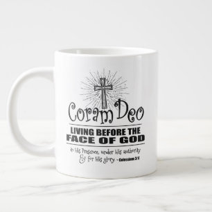 "Coram Deo" 20 oz JUMBO Tasse (schwarz)