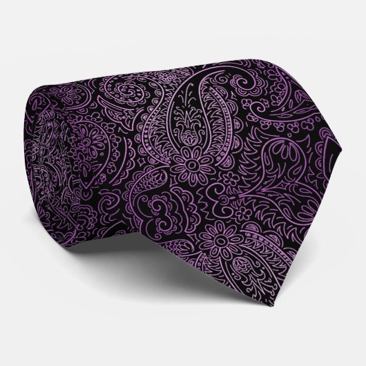 Corbata color violeta con negro krawatte (Gerollt)