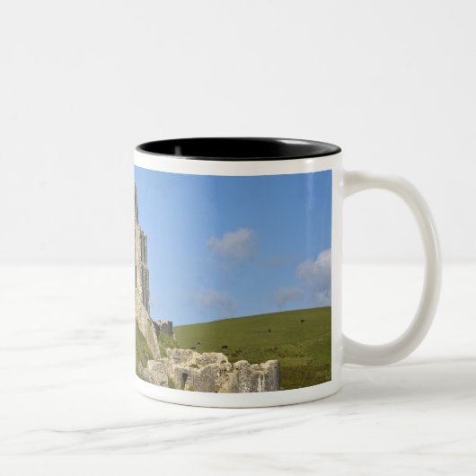 Corfe Castle, Corfe, Dorset, England Zweifarbige Tasse (Rechts)