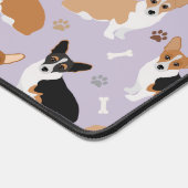 Corgi Dog Paws and Bones Schreibtischunterlage (Ecke)