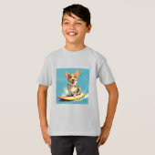 Corgi Dog Riding Surfboard T-Shirt (Vorne ganz)