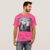 Corgi Dog Ufo Alien Encounter Funny Crazy T-Shirt (Vorne ganz)
