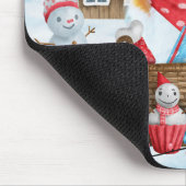 Corgi Hund im Schnee Weihnachtshundehaus Mousepad (Ecke)