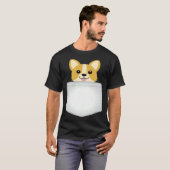 Corgi-Hund in Brusttasche T-Shirt (Vorne ganz)