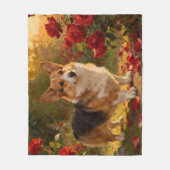 Corgi in den Rosen V Fleecedecke (Vorderseite)