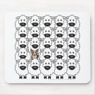 Corgi in den Schafen Mousepad