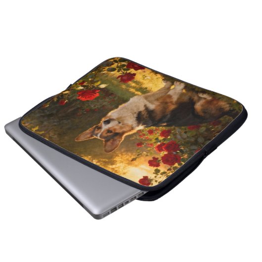 Corgi in the Roses I Laptopschutzhülle (Vorne Knopf)