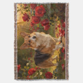 Corgi in the Roses V Decke (Vorderseite Vertikal)