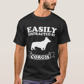 Corgi leicht von Corgis abgelenkt T-Shirt