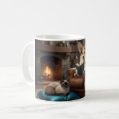 Corgi liest Katze vor Kaffeetasse (Vorderseite Links)