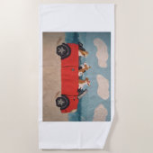 Corgis in rotem Auto am Strand Strandtuch (Vorderseite)
