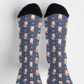 Corgis in Weihnachtsmannmützen und Schneeflocken-M Socken (Oben)