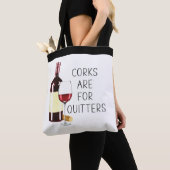 "Corks are for quitters" Rotwein-Glas Tasche (Von Nahem)