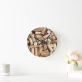 Corks Galore Runde Wanduhr (Zuhause)