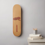 Corn Snake Orange Red Realistisch Personalisiert Skateboard<br><div class="desc">Dieses Skateboard bietet eine realistische Darstellung einer gekochten Maisschlange in Rot und Orange. Es ist bereit,  mit einem Namen in rötlich-orange Schrift personalisiert zu sein. Ein tolles Geschenk für Besitzer von Schlangen für Haustiere.</div>