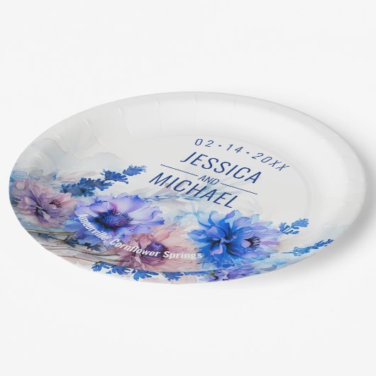 💍 Cornblumen und Lavender Bliss Pappteller (Schrägansicht)