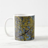 Cornelian Cherry Dogwood und Blue Sky Floral Kaffeetasse (Links)