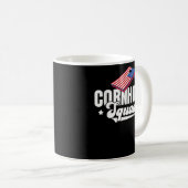 Cornhole Squad Männer Bohnentaschen Beutel Löcher Kaffeetasse (VorderseiteRechts)