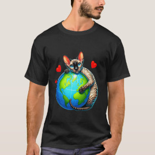 Cornish Rex Katze Earth Day Umarmung Liebe Besitze T-Shirt
