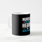 Corona Nurses - Herz der Gesundheitsversorgung Kaffeetasse (Vorderseite Links)