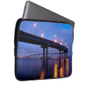 Coronado-Brücke bei Dusk Laptopschutzhülle (Vorne Rechts)
