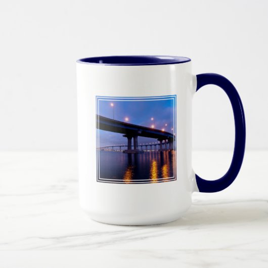Coronado-Brücke bei Dusk Tasse (Rechts)