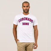 Coronado zieht an T-Shirt (Vorne ganz)