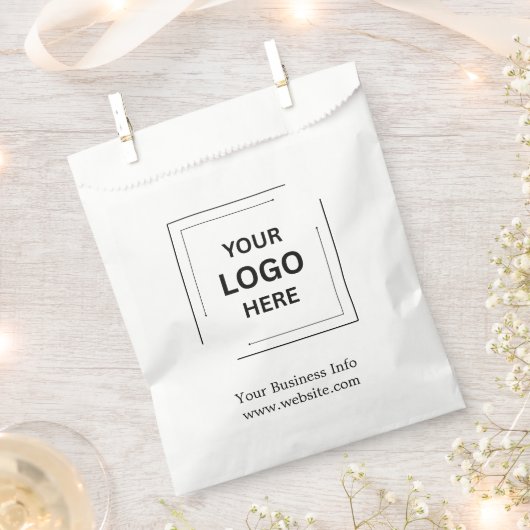 Corporate Branding | Berufliches Firmenlogo Geschenktütchen (Ausgeschnitten)