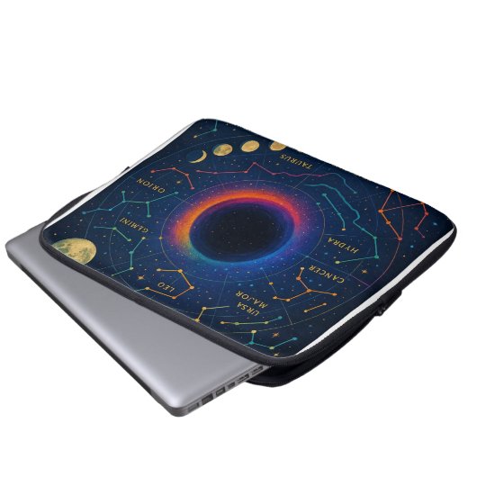 Cosmic Black Hole & Constellations Art - Celestial Laptopschutzhülle (Vorne Knopf)