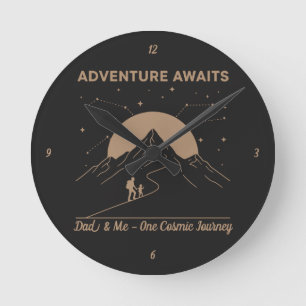 Cosmic Dad & Me-Abenteuer Runde Wanduhr