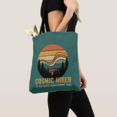 Cosmic Hiker Retro 70s Sunset Space Forest Stars Tasche (Von Nahem)