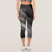 Cosmic schwarz-graue Sterne Himmelsgradität gestre Capri Leggings (Rückseite)