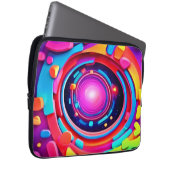 Cosmic Vortex: Eine Neon Odyssey Laptopschutzhülle (Vorne Rechts)