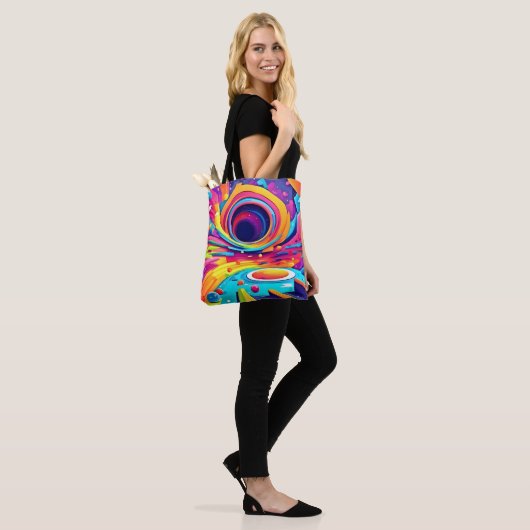 Cosmic Vortex in einer lebhaften Reise Tasche (Am Model)