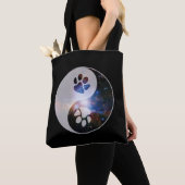 Cosmic Yin Yang Paw Tasche (Von Nahem)
