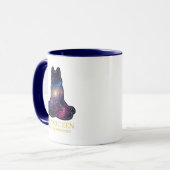 Cosmic Zen Wolf – Meditating Galaxy Spirit Animal Tasse (Vorderseite Links)