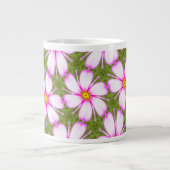 Cosmos-Blume-Muster Jumbo-Tasse (Vorderseite)