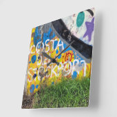 Costa Del Stockport Quadratische Wanduhr (Winkel)
