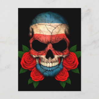Costa Rica Flaggenschädel mit Rote Rosen Postkarte
