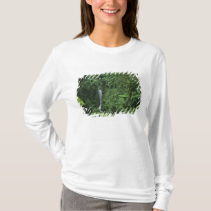 Costa Rica, Gebiet des Arenal Vulkans, Hängebrücke T-Shirt