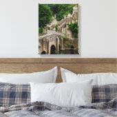 Costwolds Stadt Burg Combe Vertikale Leinwand druc (Insitu (Schlafzimmer))